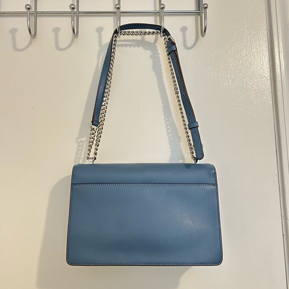 🩵DKNY Blue Leather Crossbody Bag with Chain Strap ECU - Picture 4 of 9